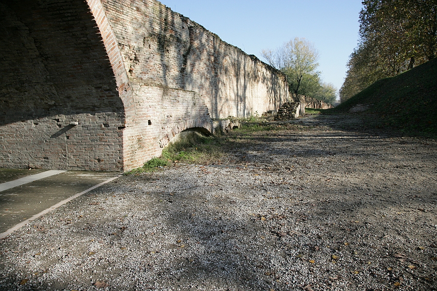 Img 015.jpg